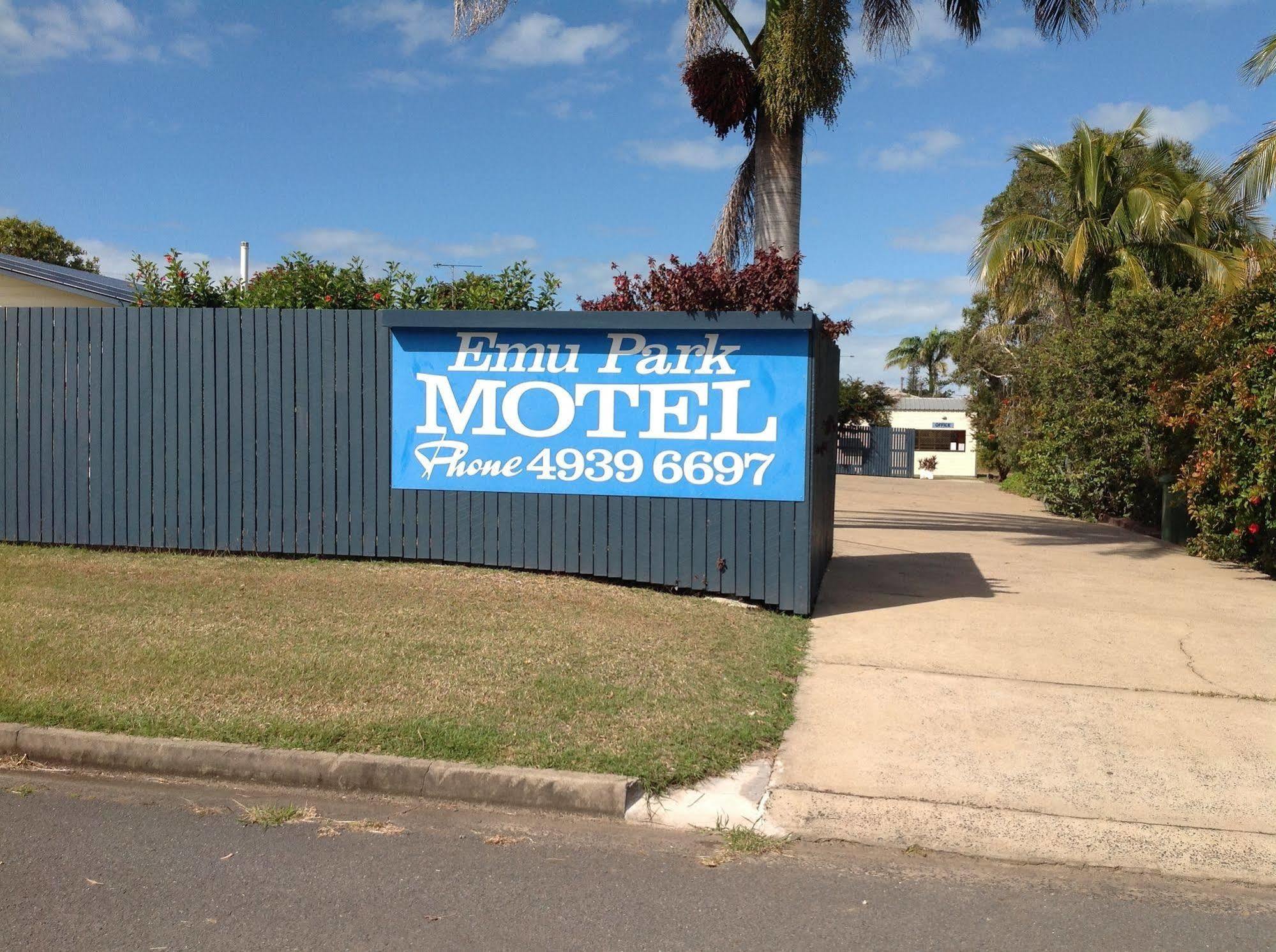 Emu Park Motel Buitenkant foto